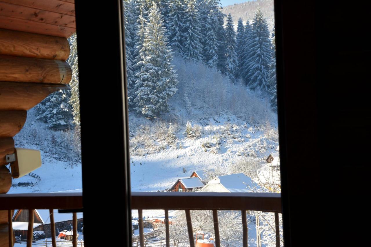 Hotel Bereg Bukovel Exterior photo